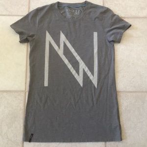 Nixon tee shirt